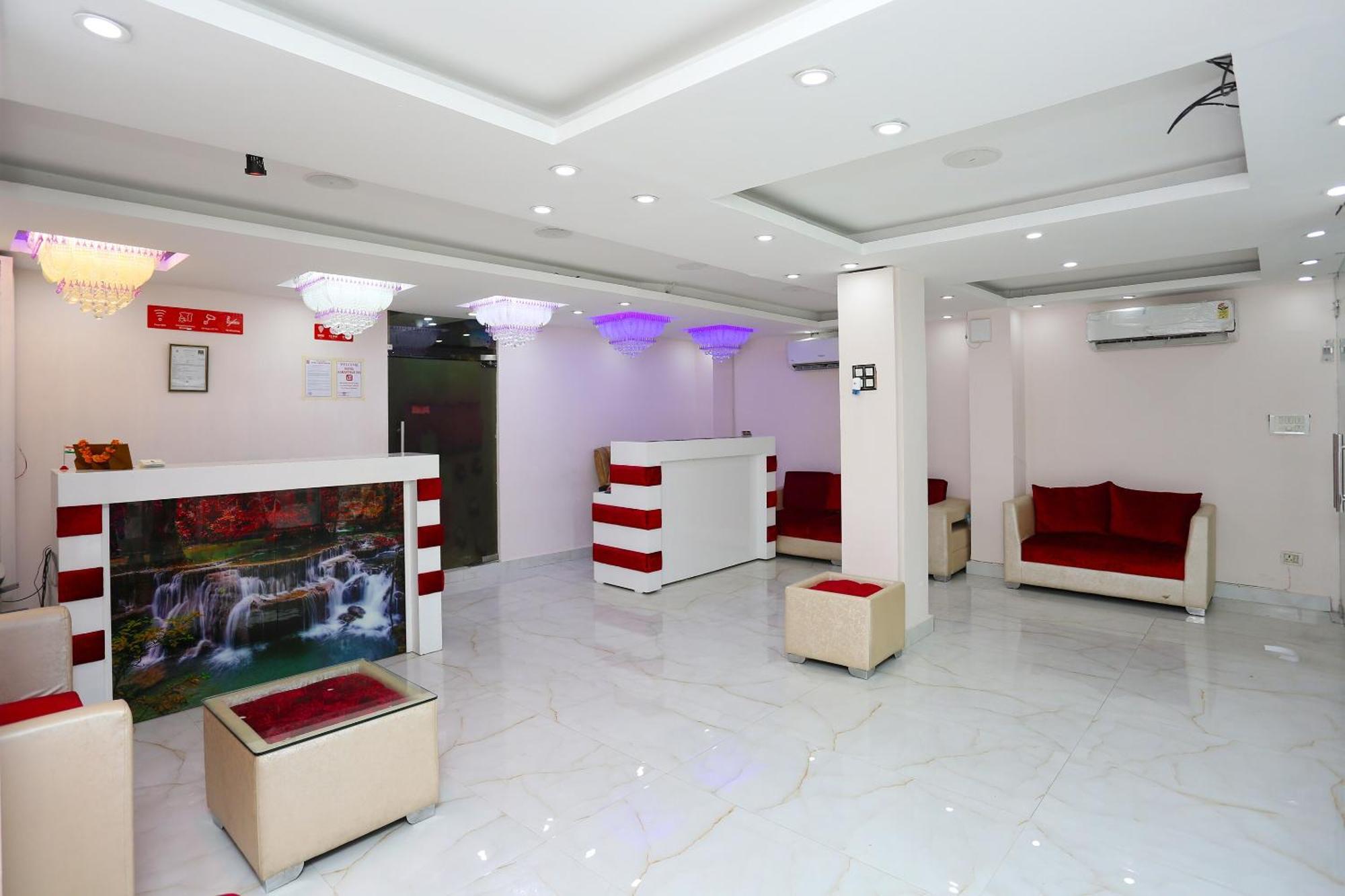 Oyo Flagship Hotel Aamantran Inn New Delhi Exterior photo